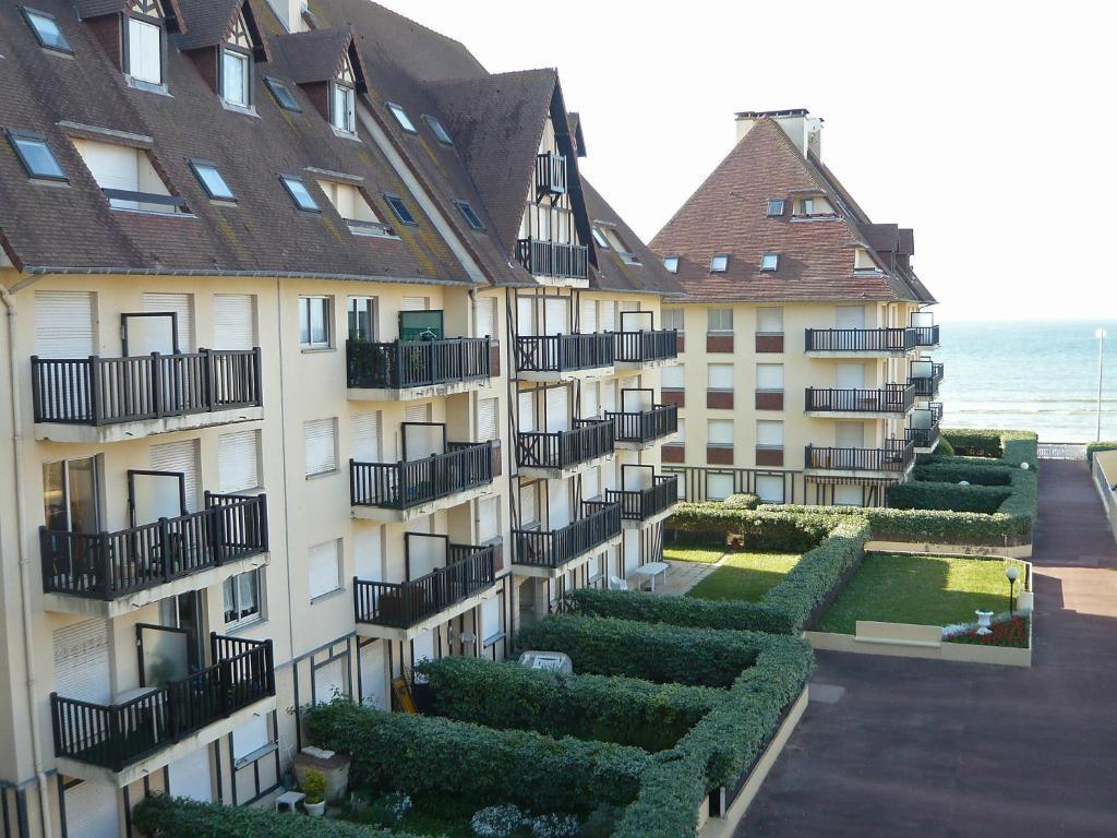 Les Normandieres-11 By Interhome * Cabourg